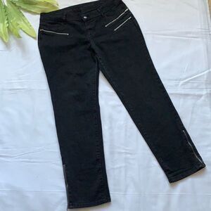 𝅺⭐️SIMPLY Vera by Vera Wang Moto Style Cropped Jeans⭐️